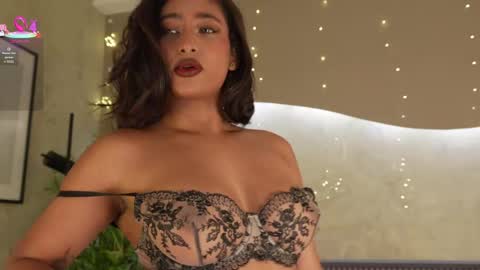  Angela online show from April 20, 11:35 am