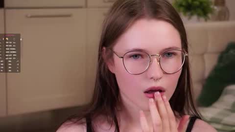 Mary online show from September 11, 12:49 pm