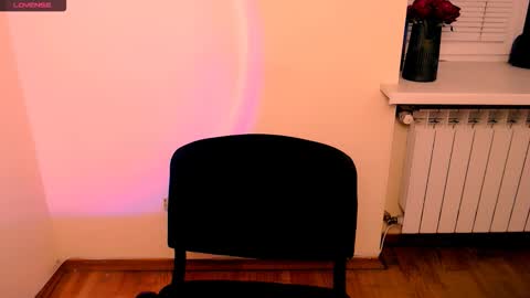 Snapshot of angelalice_ chatting on October 8, 12:42 pm Alice online show from October 8, 12:42 pm