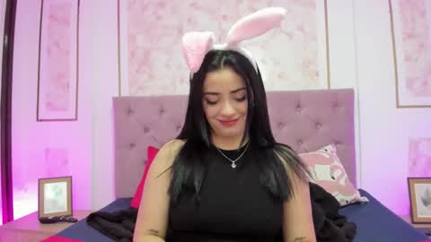 angelbaker1 online show from January 15, 2:23 pm