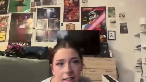 Snapshot of angelcak3s chatting on October 7, 2:16 am venellope888 online show from October 7, 2:16 am