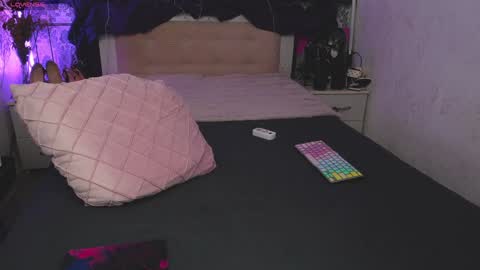 Angelika Rouge online show from September 20, 5:33 pm