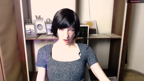 Angelina online show from November 3, 7:45 am