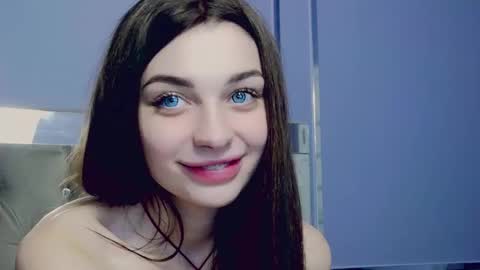 Angelina online show from November 11, 8:22 am