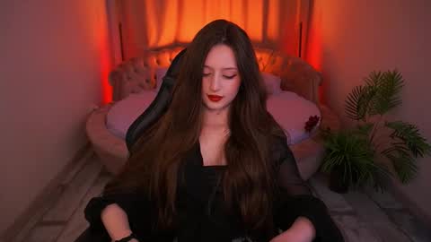 AngelBlush online show from October 28, 2:45 pm