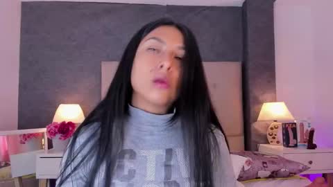 Angela online show from October 11, 1:14 pm