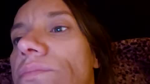 angelvanderpool71 online show from February 4, 1:23 am