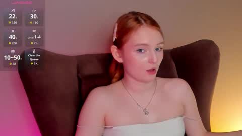 Snapshot of angelwise chatting on October 17, 4:48 am angelwise online show from October 17, 4:48 am