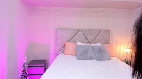 angely_perry online show from December 22, 4:15 am