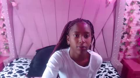 Snapshot of angeyapetite chatting on March 6, 11:36 am Anyega online show from March 6, 11:36 am
