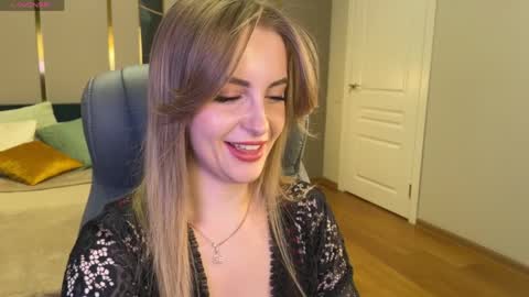 Anita online show from April 3, 1:14 am