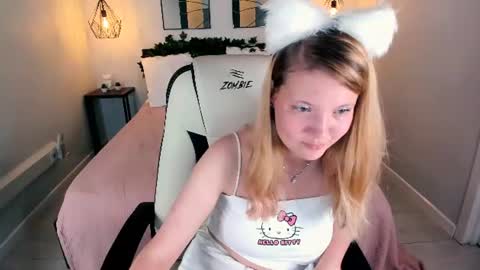 Anita online show from July 4, 8:32 am