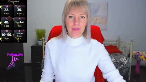 Anita online show from December 2, 7:32 am