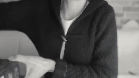 Anje online show from February 4, 7:39 pm