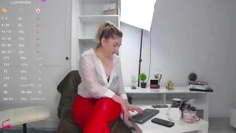 Anna online show from January 17, 7:27 am