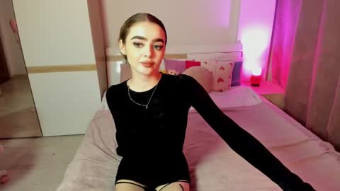 Snapshot of anna_nickol chatting on February 4, 3:36 pm Anna online show from February 4, 3:36 pm