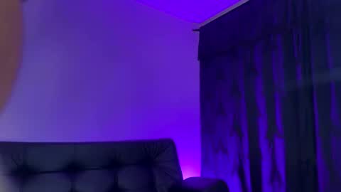 annaa__ online show from March 12, 12:42 am