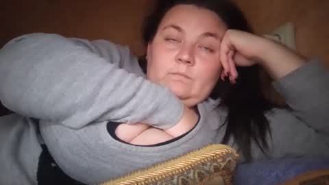 annabelhampton online show from December 4, 5:00 pm