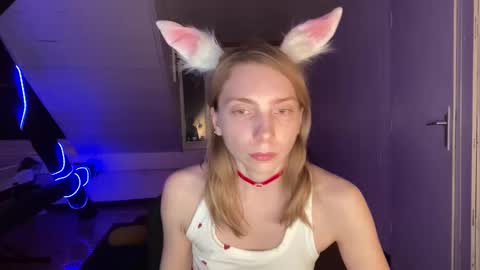 Anna Darko online show from April 29, 10:15 pm