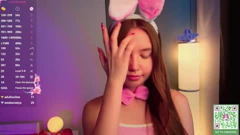 Snapshot of annamarie_foryou chatting on October 14, 6:49 am Holly Molly Im Polly online show from October 14, 6:49 am