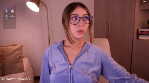 Annie Evans online show from December 3, 12:02 am