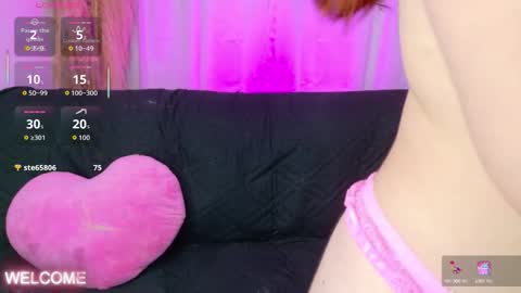 annie_loff online show from September 24, 7:46 pm