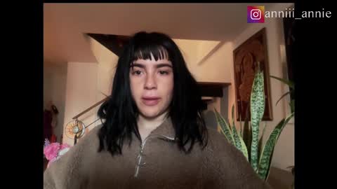 JEANNE no olvides seguirme dont forget follow me  uu online show from September 23, 11:08 am