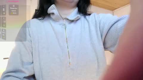 LAURA - A n n i e  S w a n online show from February 19, 6:00 pm