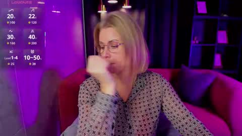 Annie online show from October 9, 5:44 am