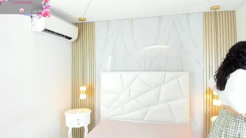 SEXY ANNI online show from April 13, 3:02 pm