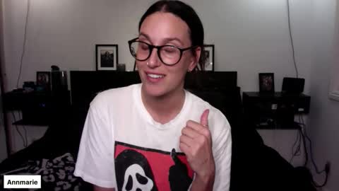 Snapshot of annmarieferrara chatting on October 31, 2:35 am Ann online show from October 31, 2:35 am