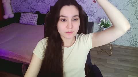 Annie online show from January 15, 3:39 pm