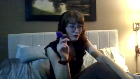 annyamiss online show from July 10, 2:56 am