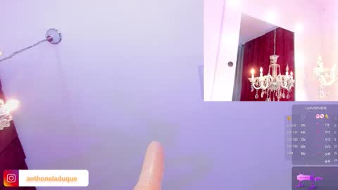 anthonelaDuque online show from December 15, 2:06 am