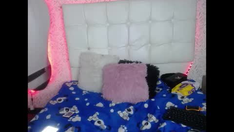 antia_x online show from January 8, 9:19 pm