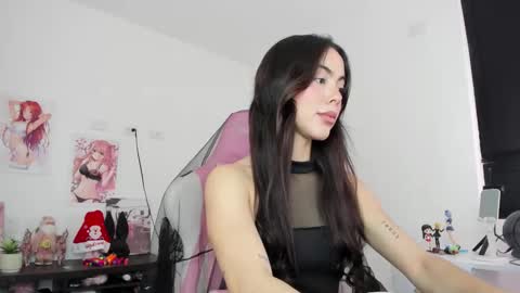 Antonella online show from December 18, 8:35 pm