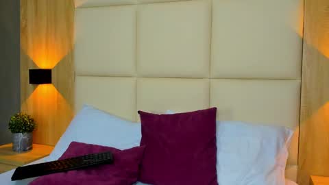 Snapshot of antonella_cutie_ chatting on February 27, 11:48 pm A N T O N E L L A online show from February 27, 11:48 pm