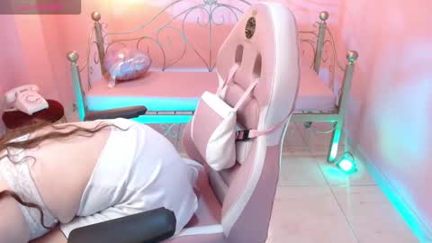 antonella_delgado online show from February 27, 3:39 am