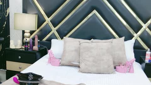 AntonellaEscudero online show from April 3, 8:40 pm