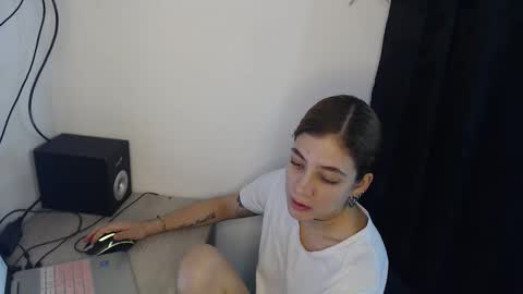 antonia0824 online show from February 28, 4:23 am