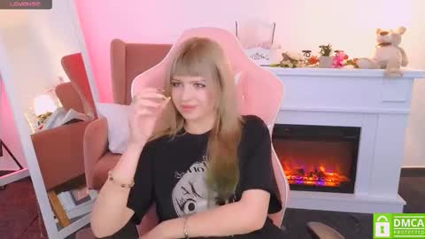 antonia_ferrero online show from September 23, 7:06 am