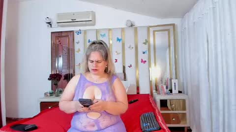 Anyela  online show from April 16, 3:18 am