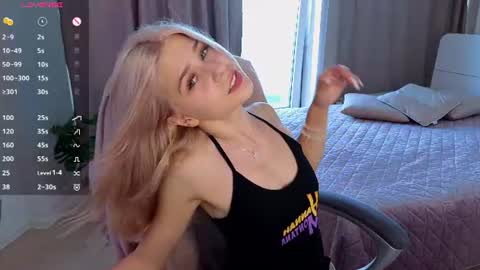 ApheliaStar online show from July 21, 3:24 pm