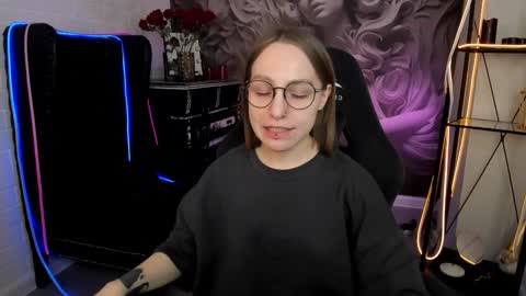 Snapshot of aphexqueen chatting on February 14, 1:18 pm APHEX QUEEN online show from February 14, 1:18 pm