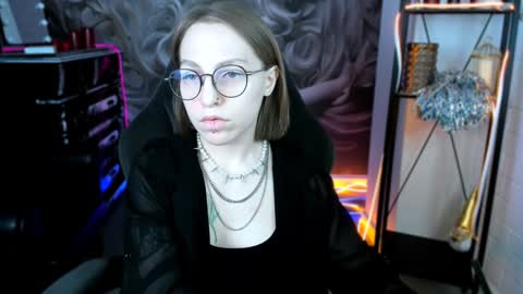 Snapshot of aphexqueen chatting on January 24, 9:17 am APHEX QUEEN online show from January 24, 9:17 am