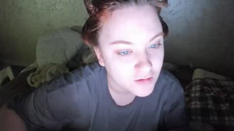 appleyummybuns online show from February 23, 11:42 am