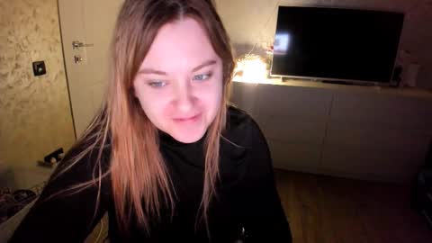 appleyummybuns online show from December 4, 5:32 am