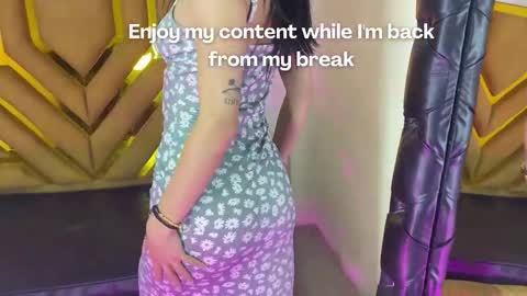   online show from November 4, 12:10 pm