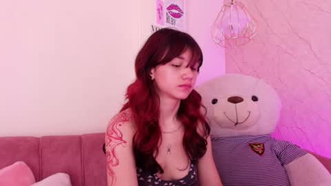 Snapshot of april_bennett chatting on September 19, 12:37 pm online show from September 19, 12:37 pm