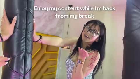   online show from November 6, 12:11 pm